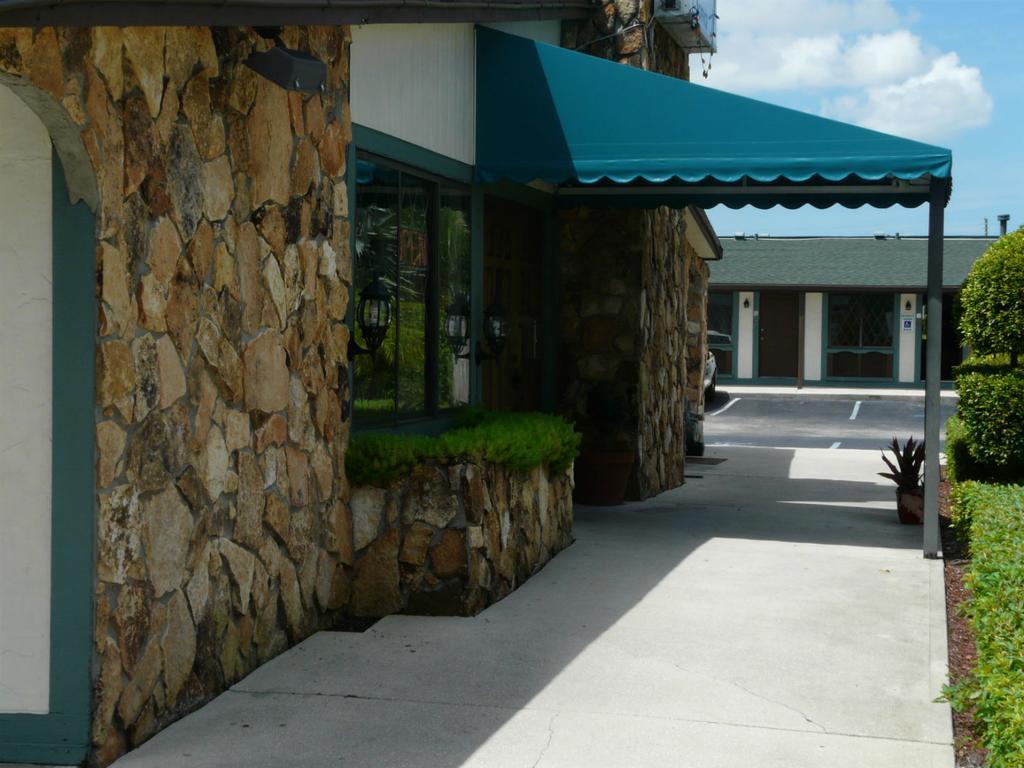 Spinnaker Inn Of Naples Vineyards Exteriör bild
